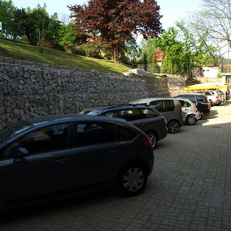 Pension Amadeus & Apartments Чески-Крумлов Экстерьер фото